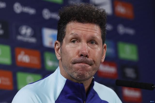 偷拍第一页